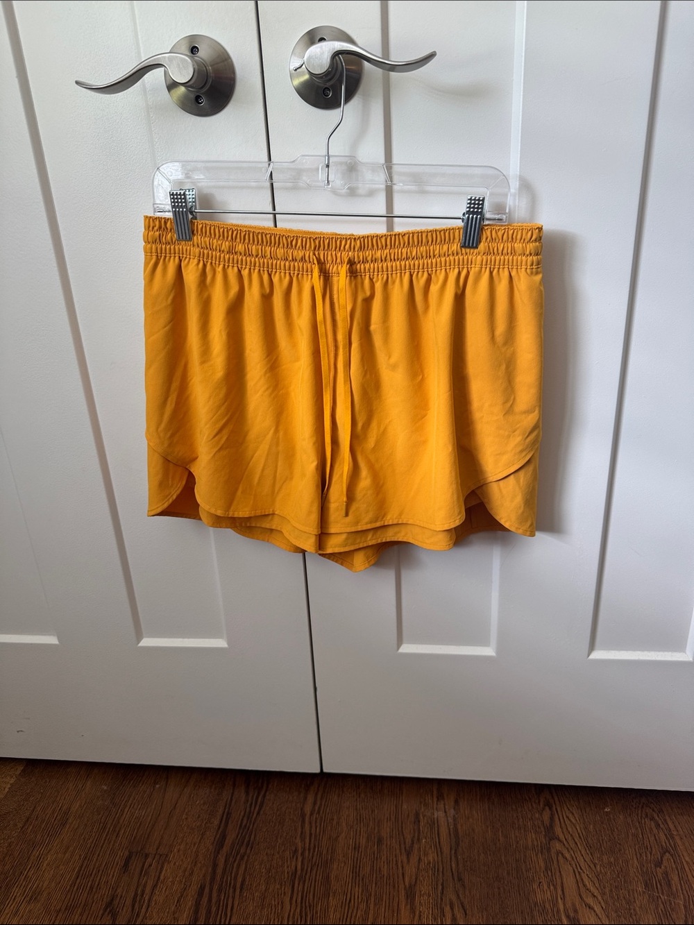 CALIA Women's Drawstring Step
Up Short - Picture 2 of 4